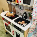 Снимка на детска кухня от детска стая в хотел